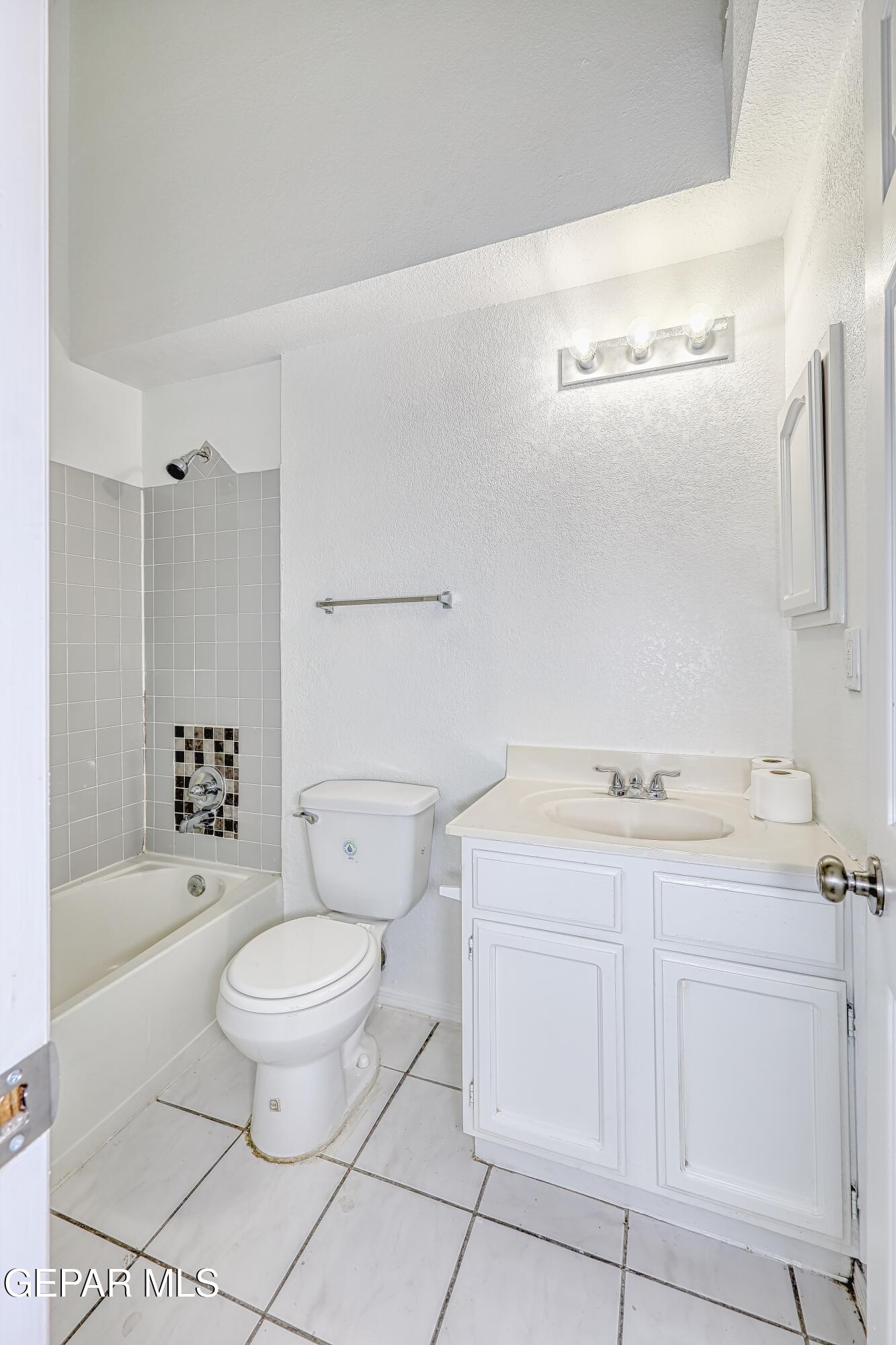 11649 Great Spirit Circle El Paso, TX 79936 - Photo 22 of 46 IMG_1096_HDR