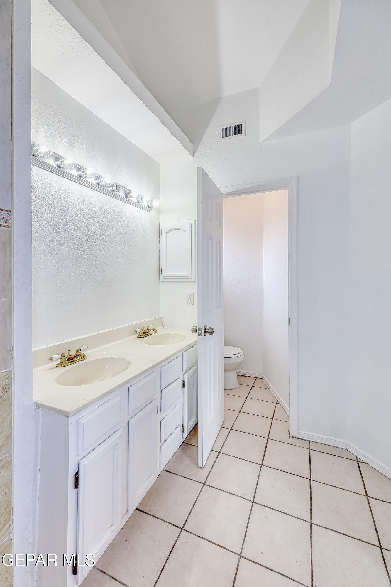 11649 Great Spirit Circle El Paso, TX 79936 - Photo 41 of 46 IMG_1216_HDR