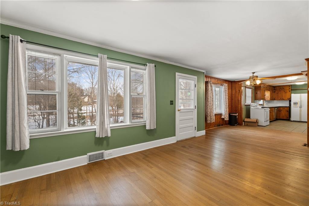 4150 High Point Road Winston-Salem, NC 27107 - Photo 5 of 39