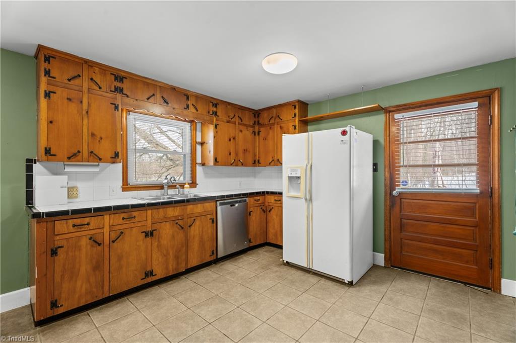 4150 High Point Road Winston-Salem, NC 27107 - Photo 9 of 39