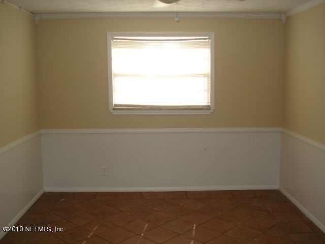 4726 Silver Ridge Drive Jacksonville, FL 32207 - Photo 9 of 16 Eat In Kitchen