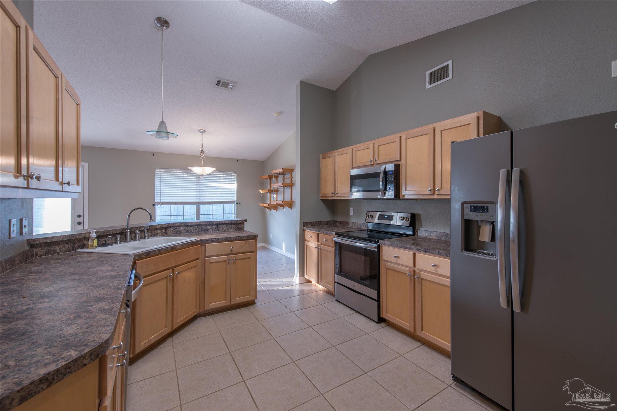 3638 Berrypatch Lane Milton, FL 32571 - Photo 13 of 28