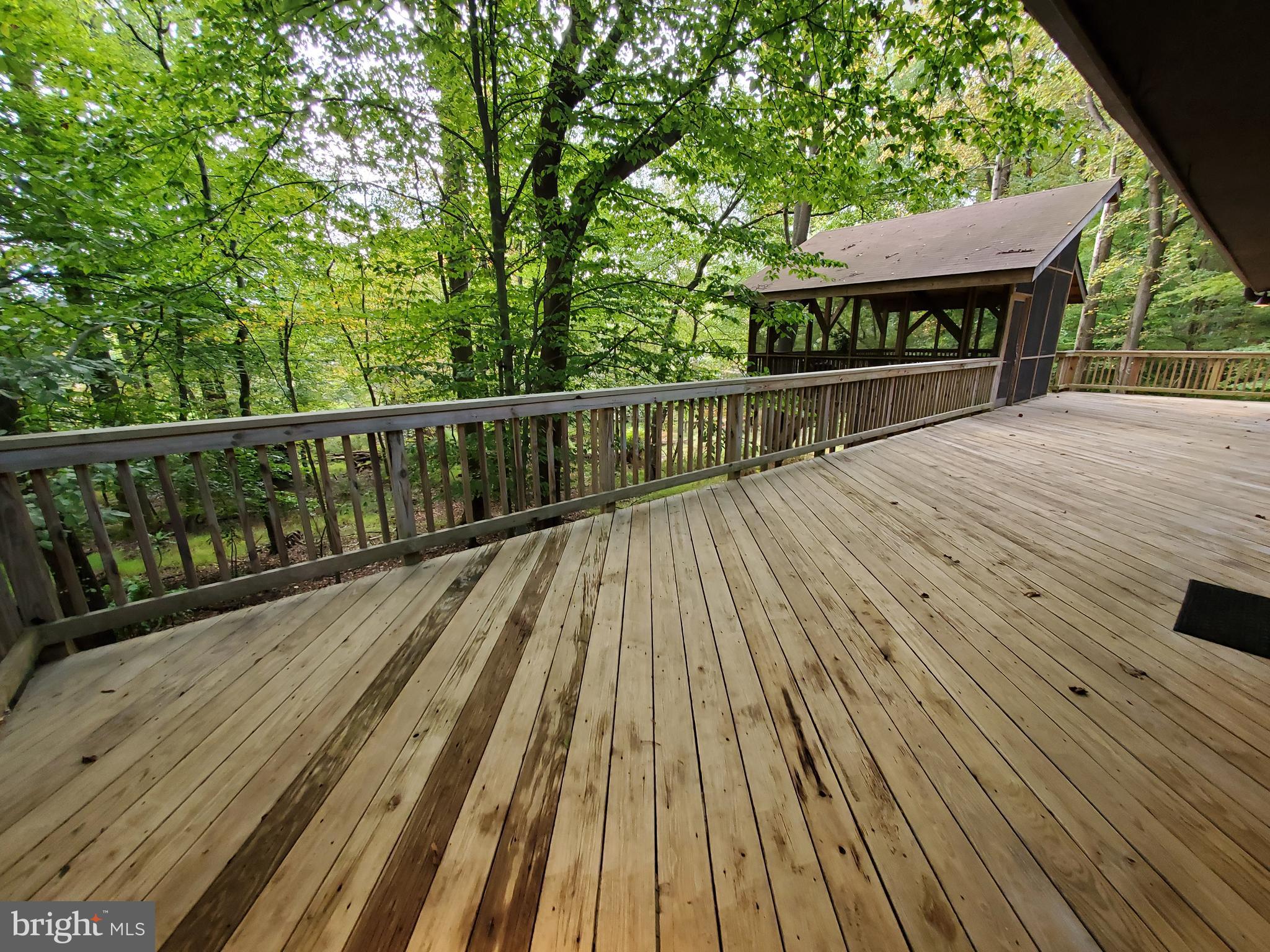 10108 Bevern Lane Potomac, MD 20854 - Photo 20 of 47 Rear Deck