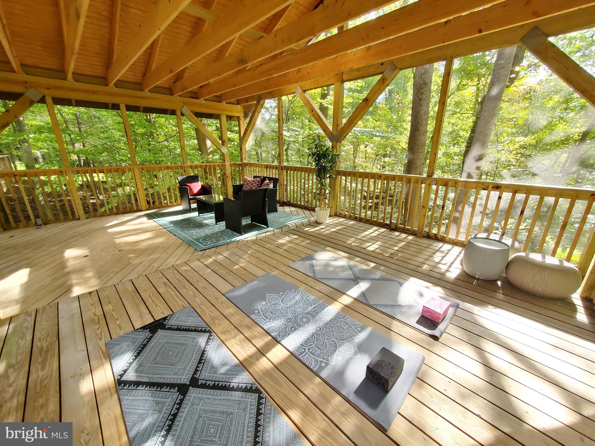 10108 Bevern Lane Potomac, MD 20854 - Photo 25 of 47 Screened-in Porch