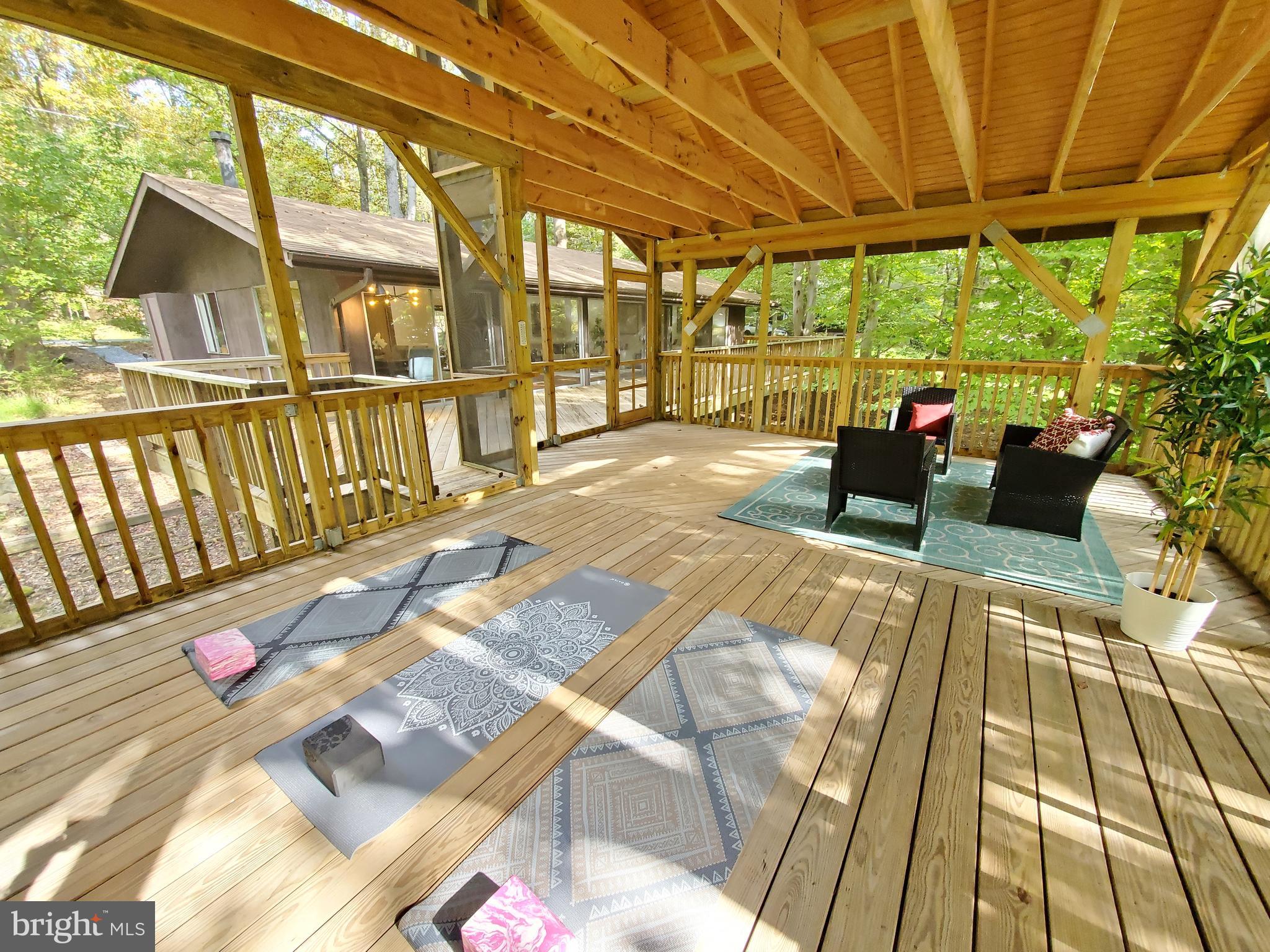 10108 Bevern Lane Potomac, MD 20854 - Photo 26 of 47 Screened-in Porch