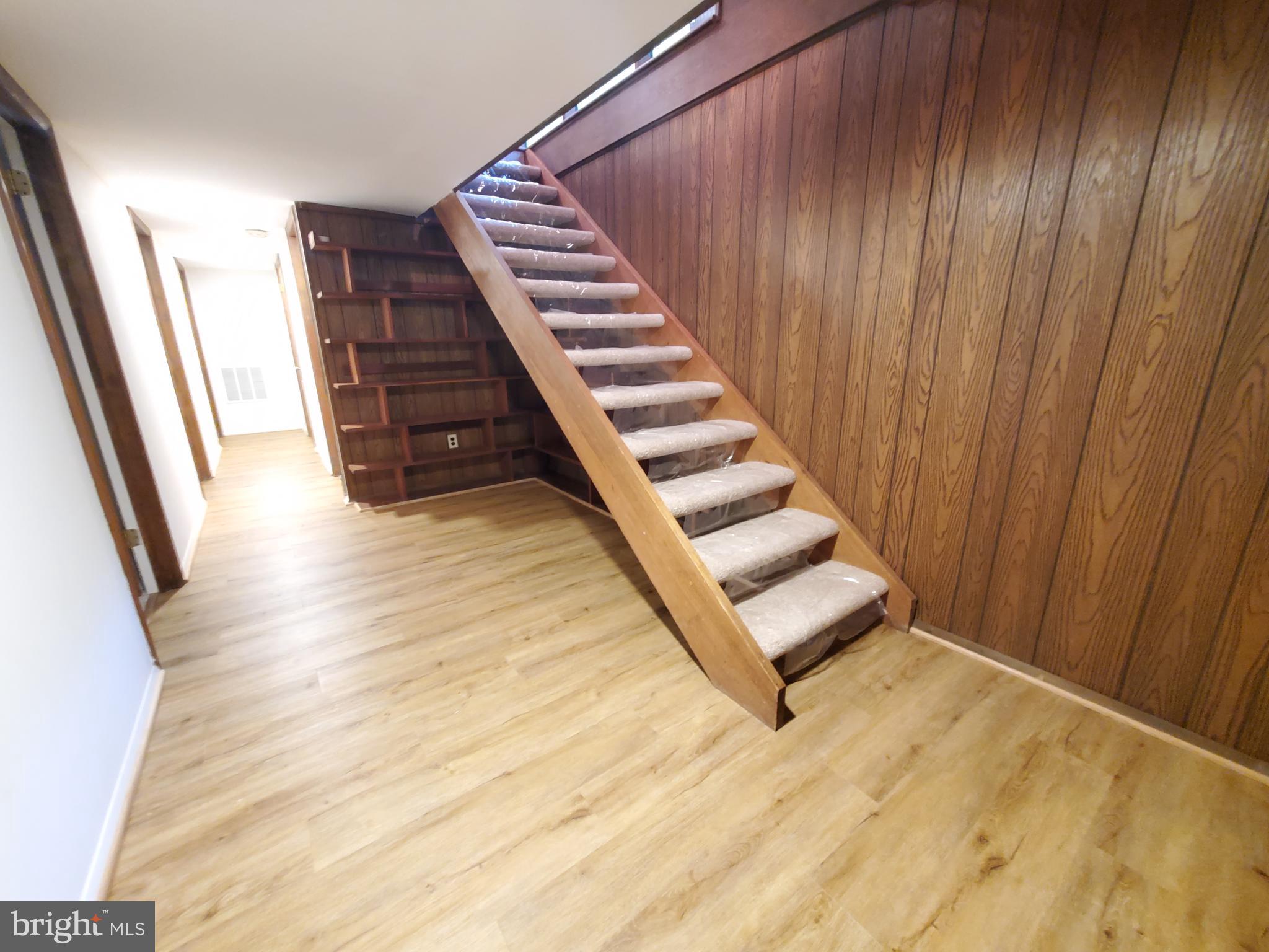 10108 Bevern Lane Potomac, MD 20854 - Photo 28 of 47 Lower Level Landing