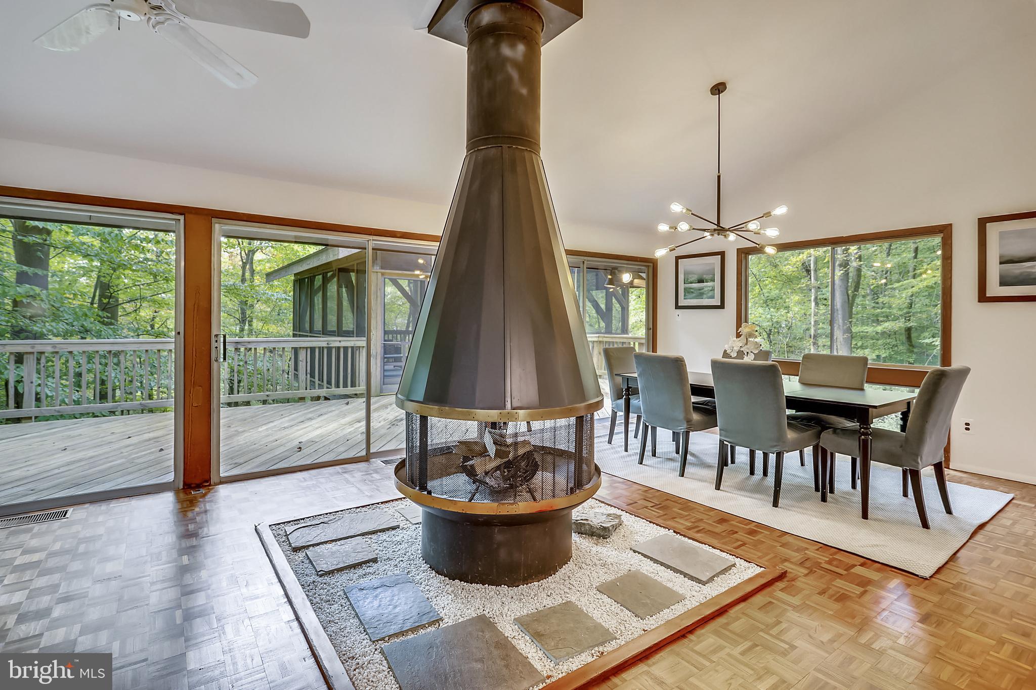 10108 Bevern Lane Potomac, MD 20854 - Photo 6 of 47 Dining Area