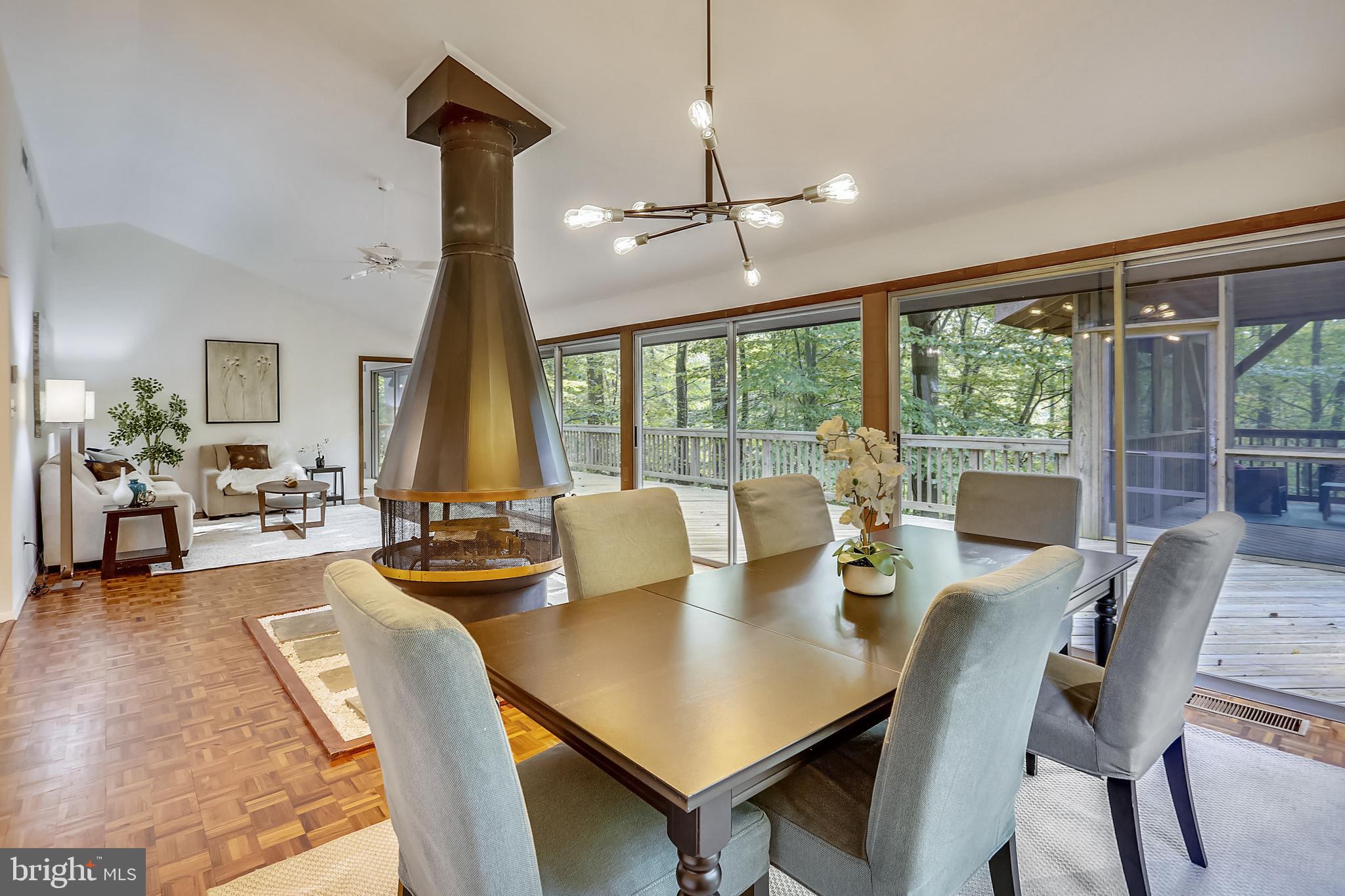 10108 Bevern Lane Potomac, MD 20854 - Photo 8 of 47 Overall