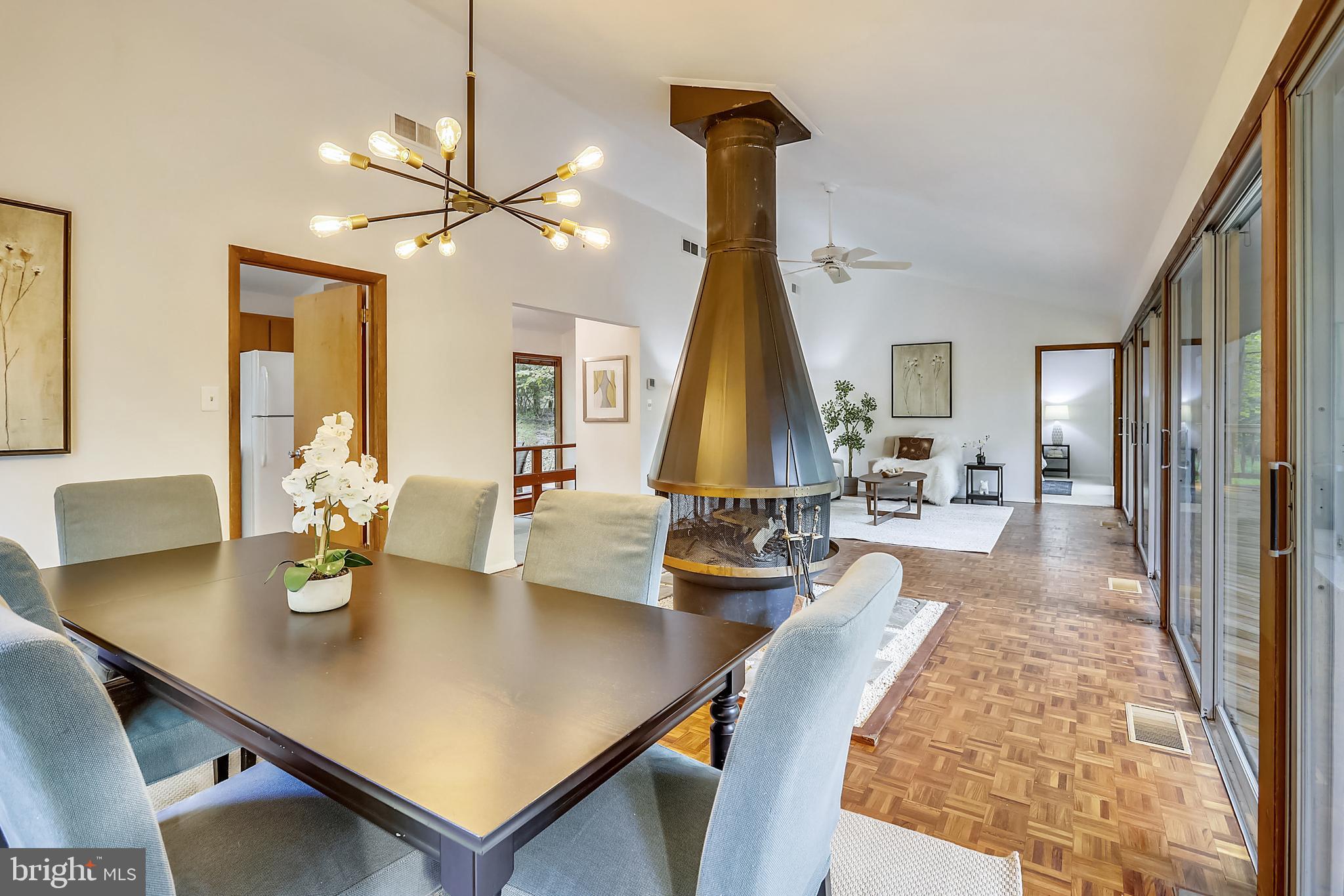 10108 Bevern Lane Potomac, MD 20854 - Photo 9 of 47 Overall