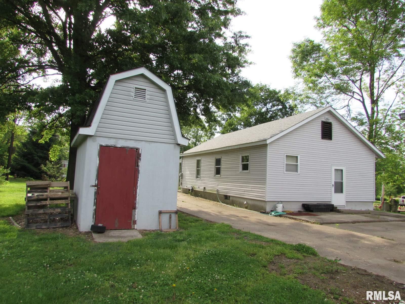 77 Hines Road Murphysboro, IL 62966 - Photo 3 of 12