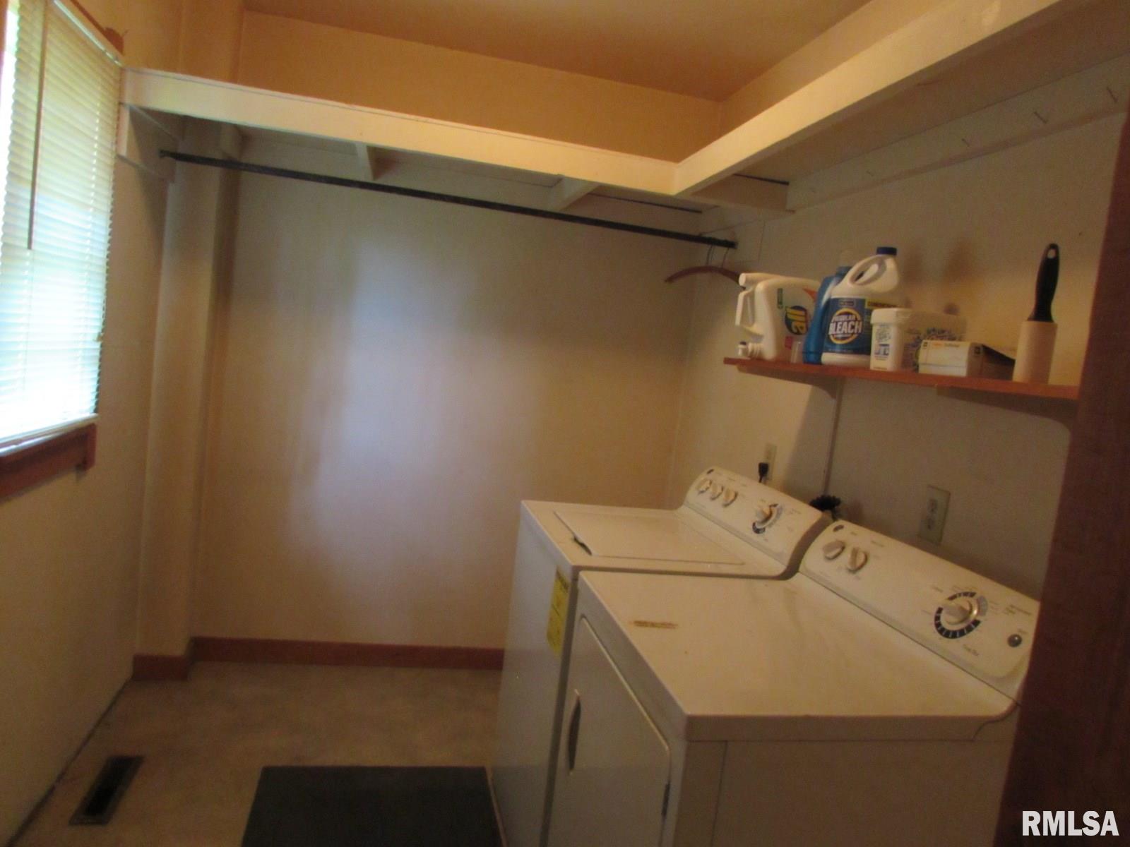 77 Hines Road Murphysboro, IL 62966 - Photo 7 of 12