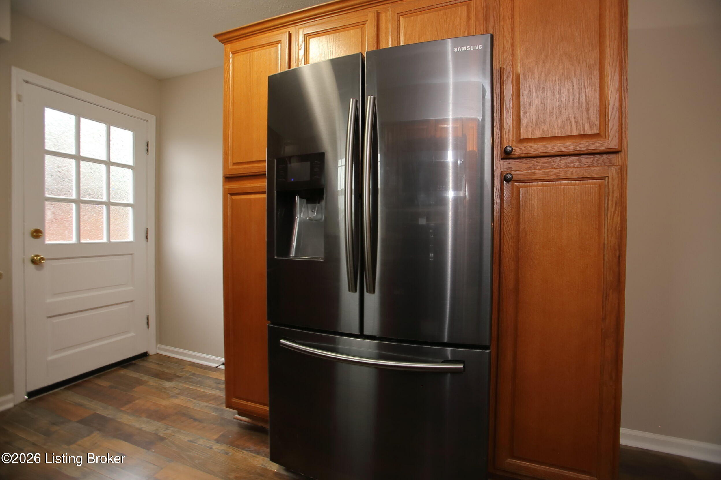3509 Locklee Road Louisville, KY 40214 - Photo 18 of 53 Kitchen