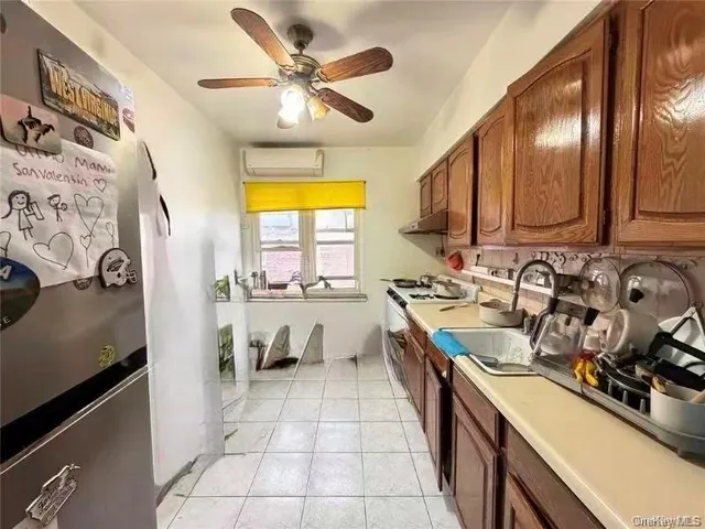 $1,298,000 | 73-60 198th Street | Fresh Meadows