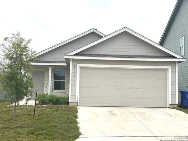 $1,735 | 10523 Padron Bend, San Antonio, TX 78224