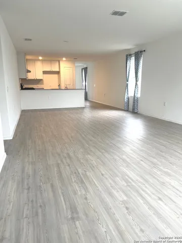 $1,750 | 10523 Padron Bend, San Antonio, TX 78224