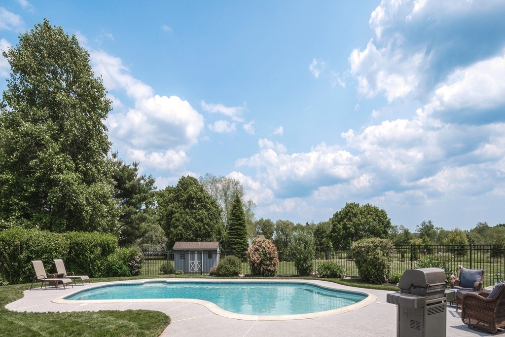 6 Sagamore Road Ipswich, MA 01938 - Photo 35 of 40