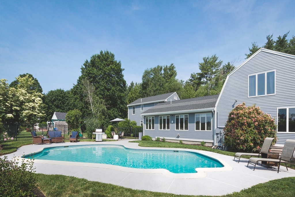 6 Sagamore Road Ipswich, MA 01938 - Photo 5 of 40