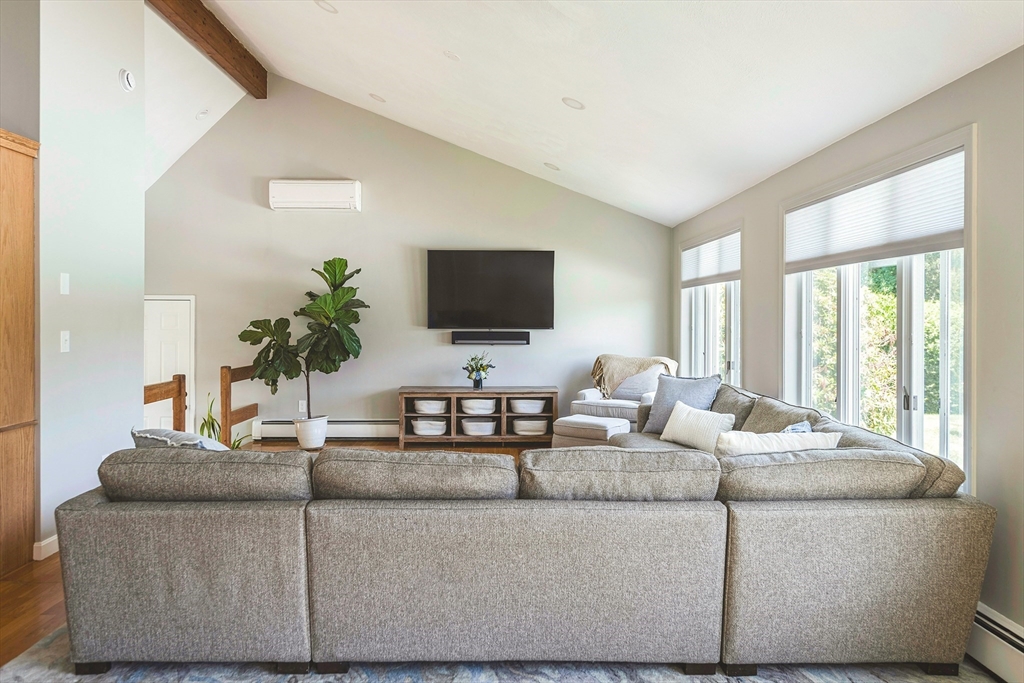 6 Sagamore Road Ipswich, MA 01938 - Photo 8 of 40