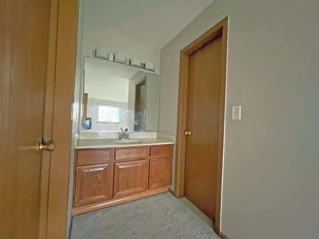 $1,995 | 328 Mulberry Court, Unit A2, Bartlett, IL 60103