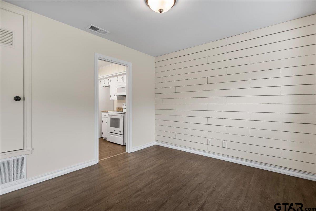 2033 Neeley Street Tyler, TX 75701 - Photo 23 of 46