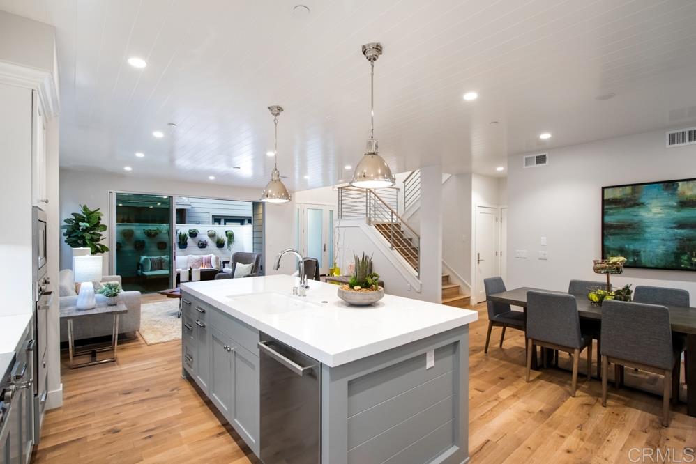 132 West Jason Street Encinitas, CA 92024 - Photo 8 of 25