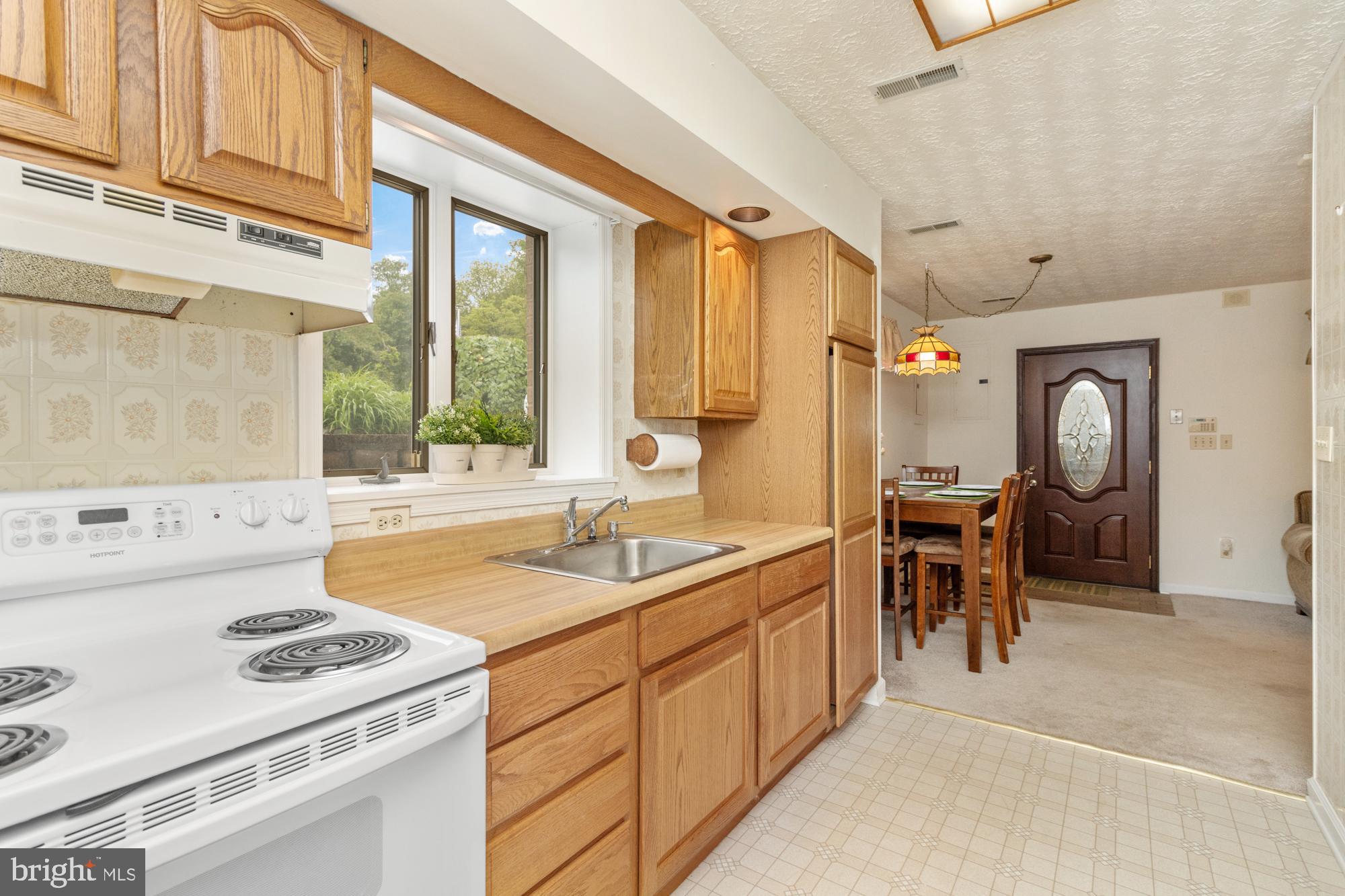 4116 Mt Carmel Road Upperco, MD 21155 - Photo 36 of 60 In-law suite kitchen