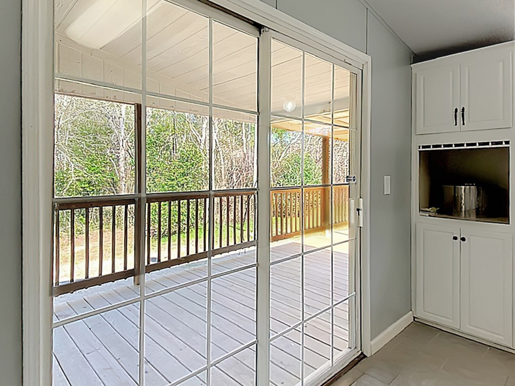 944 Airport Road Johnston, SC 29832 - Photo 11 of 29