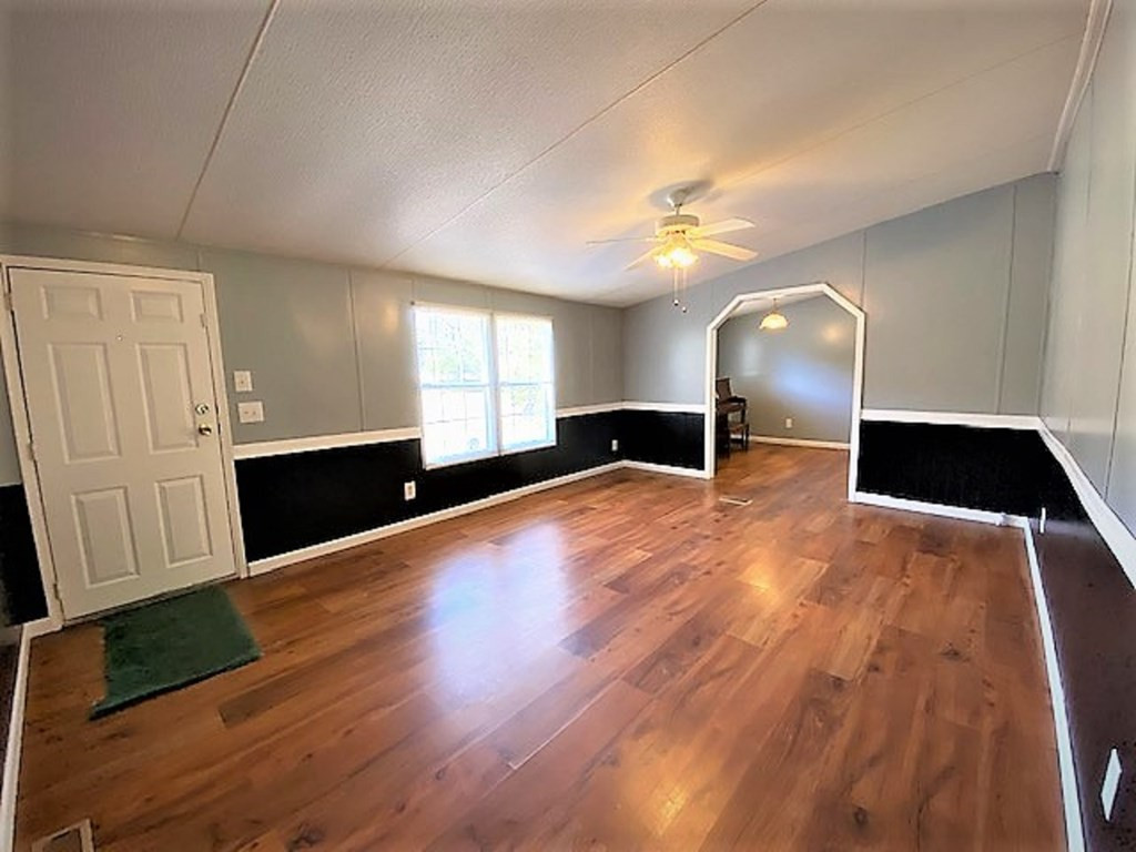 944 Airport Road Johnston, SC 29832 - Photo 4 of 29