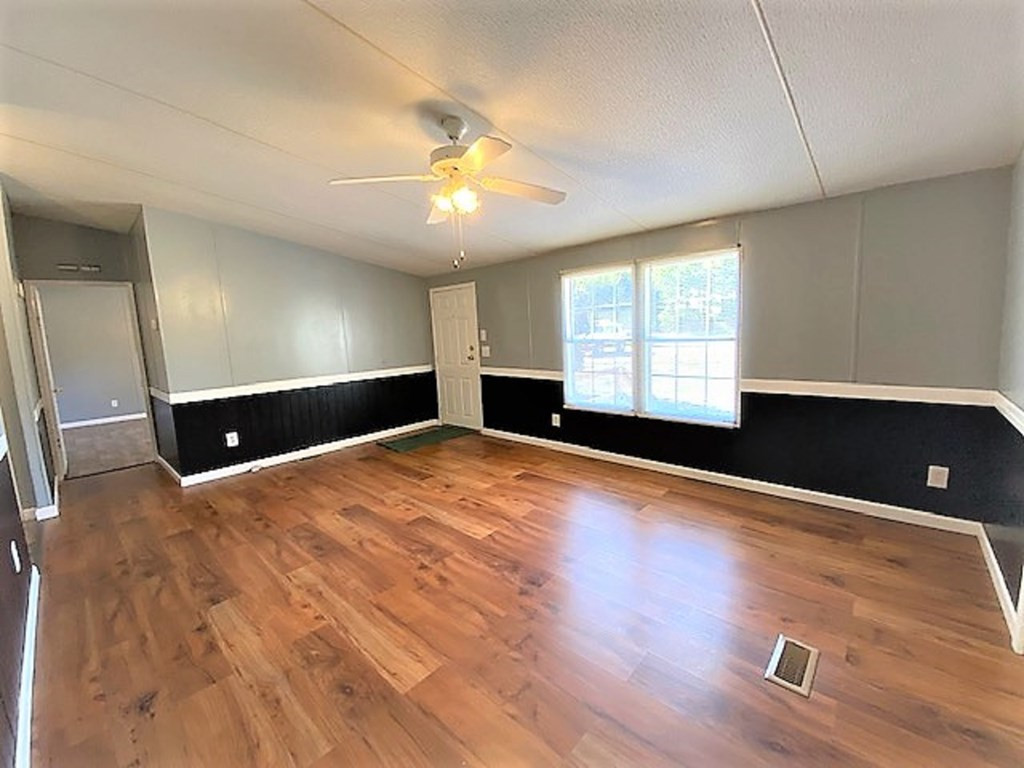 944 Airport Road Johnston, SC 29832 - Photo 5 of 29