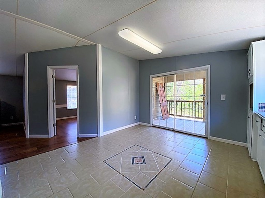 944 Airport Road Johnston, SC 29832 - Photo 7 of 29