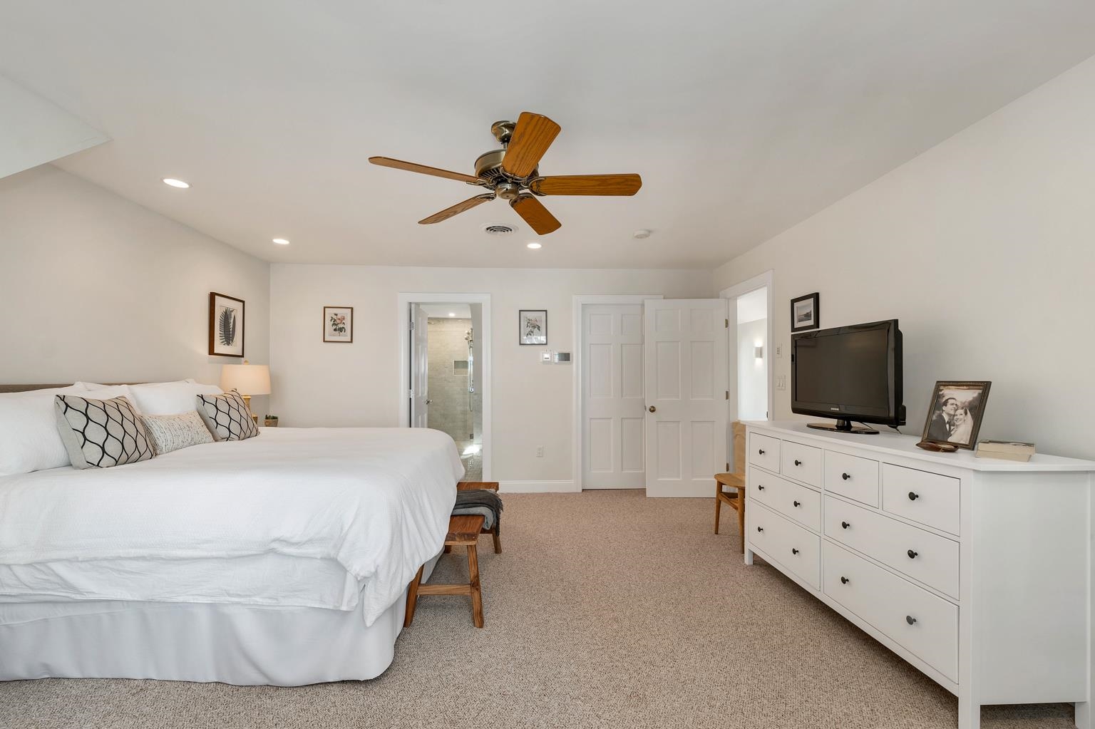 113 Dockham Shore Road Gilford, NH 03249 - Photo 20 of 60