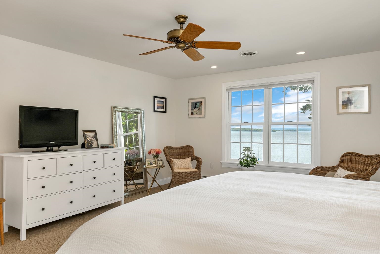 113 Dockham Shore Road Gilford, NH 03249 - Photo 21 of 60