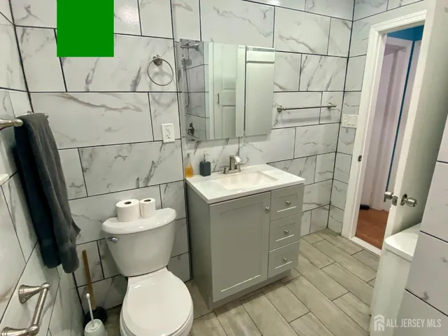 $700,000 | 41 Elmwood Avenue, Carteret, NJ 07008