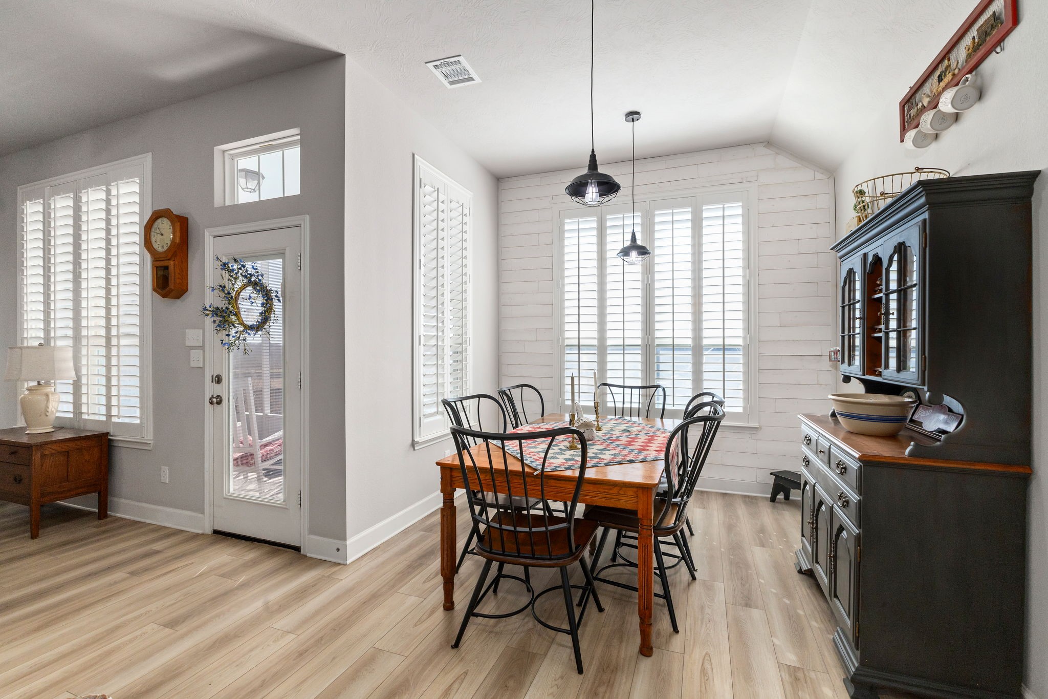 2001 Vineyard Pass Brenham, TX 77833 - Photo 14 of 48