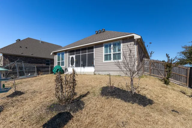 $359,000 | 2001 Vineyard Pass, Brenham, TX 77833