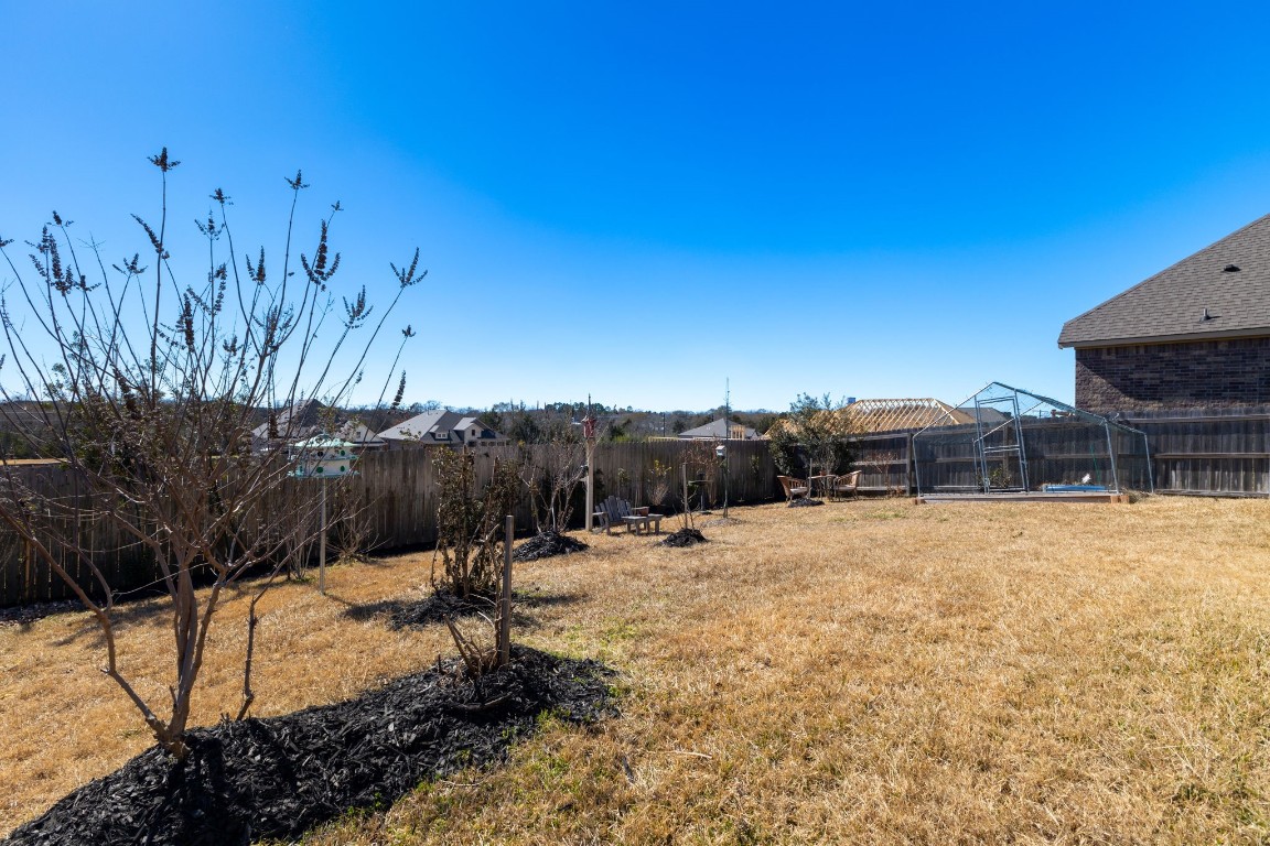 2001 Vineyard Pass Brenham, TX 77833 - Photo 39 of 48