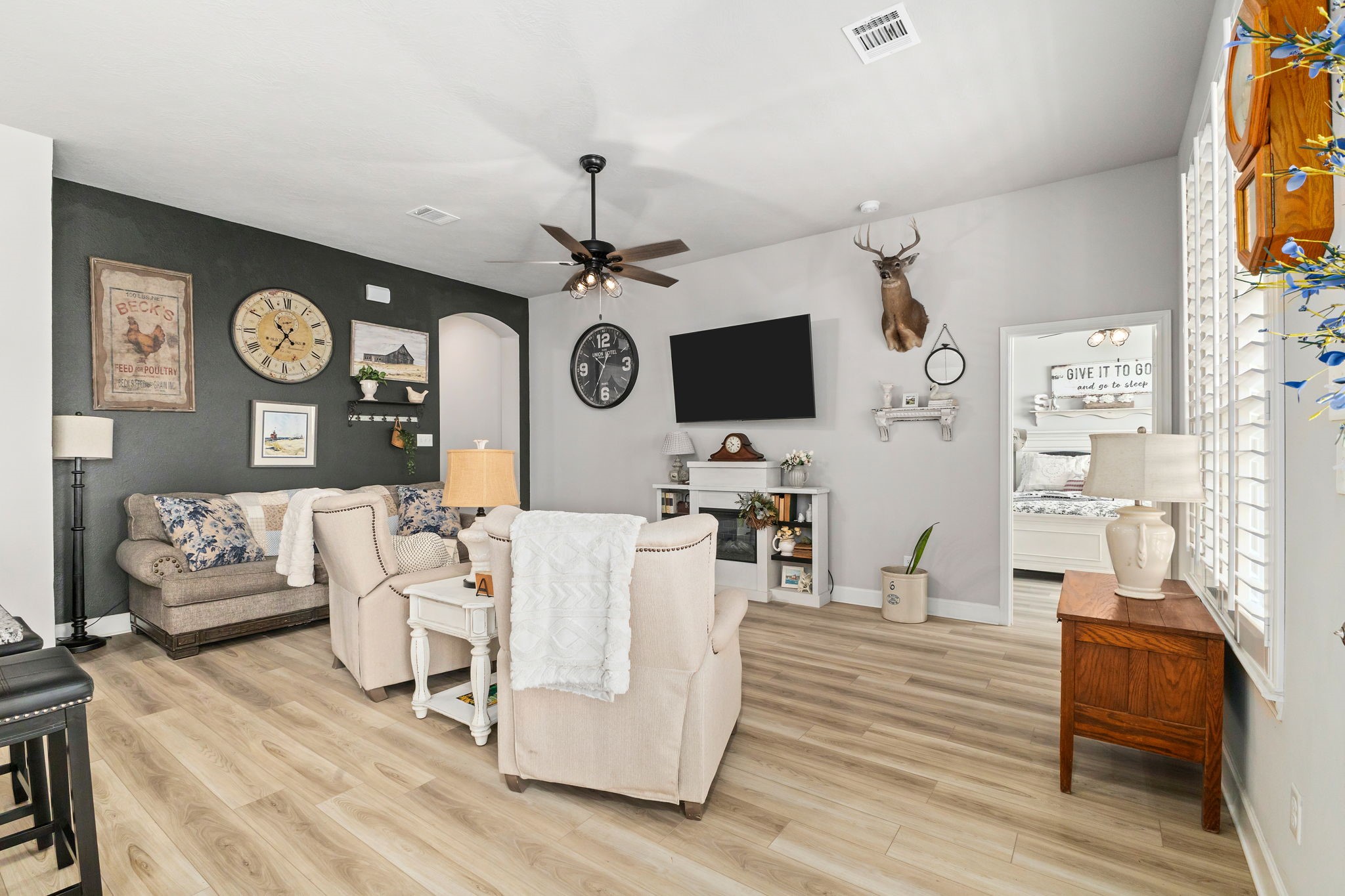 2001 Vineyard Pass Brenham, TX 77833 - Photo 8 of 48