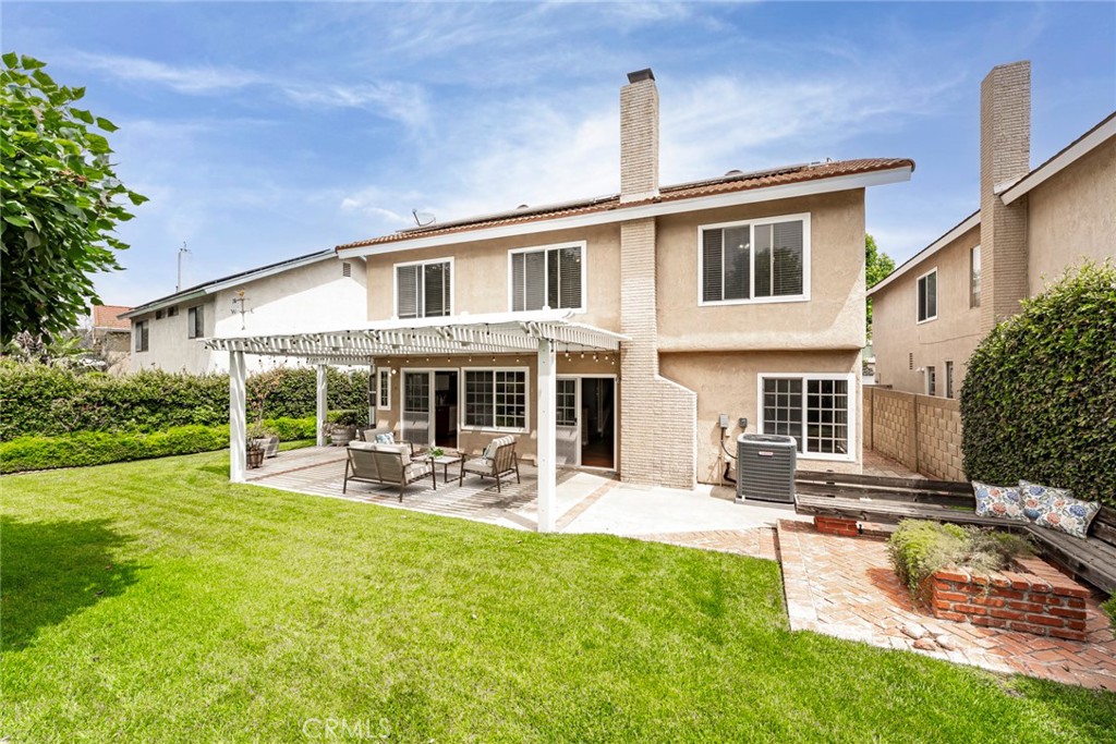 24722 Vía Del Rio Lake Forest, CA 92630 - Photo 32 of 56