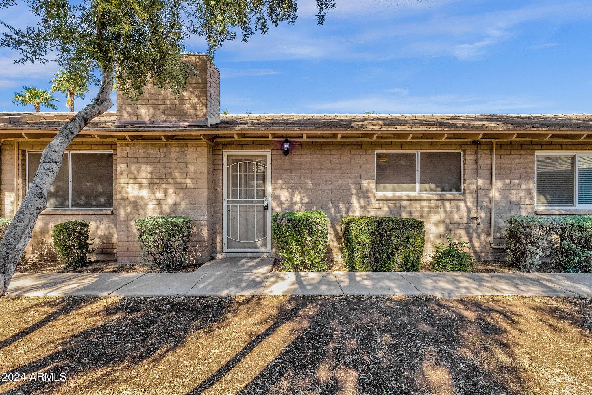 2725 South Rural Road, Unit 31 Tempe, AZ 85282 - Photo 4 of 21 Front - 2725 Rural Road