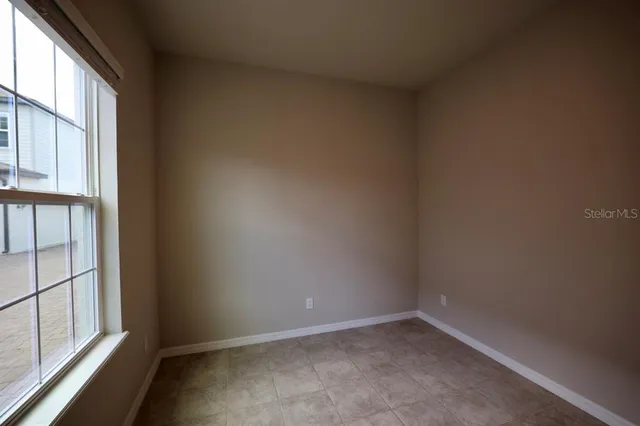 $2,500 | 434 Venetian Palms Boulevard, New Smyrna Beach, FL 32168