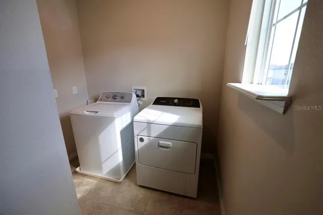 $2,500 | 434 Venetian Palms Boulevard, New Smyrna Beach, FL 32168