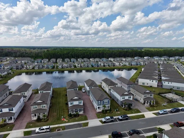 $2,500 | 434 Venetian Palms Boulevard, New Smyrna Beach, FL 32168