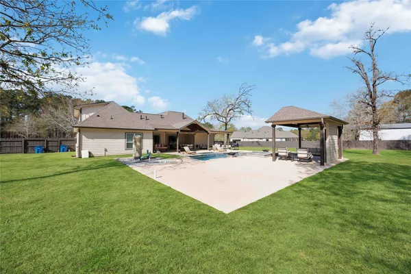 $1,000,000 | 33510 Walnut Crossing, Magnolia, TX 77355