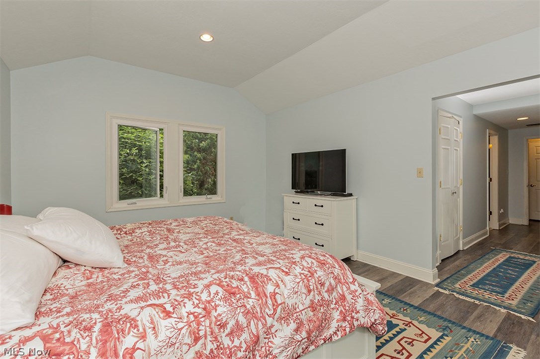 8291 Cedar Road Chesterland, OH 44026 - Photo 25 of 35 Gallery Image 25