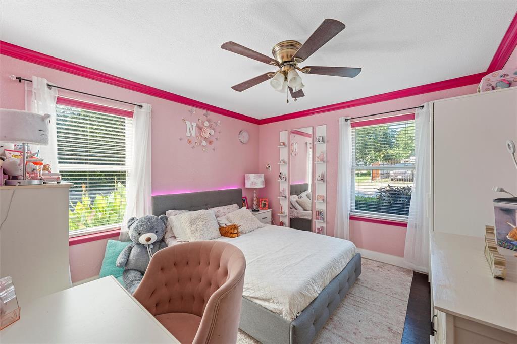 1205 North 17th Street Waco, TX 76707 - Photo 14 of 38 Bedroom featuring ceiling fan and ornamental molding