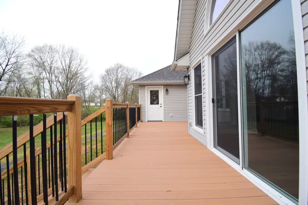 $625,000 | 12139 County Road 1535 North, Mount Vernon, IL 62864