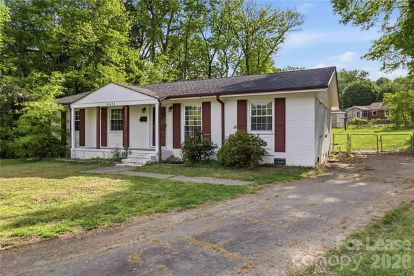 $2,100 | 4411 Kevin Court, Charlotte, NC 28205