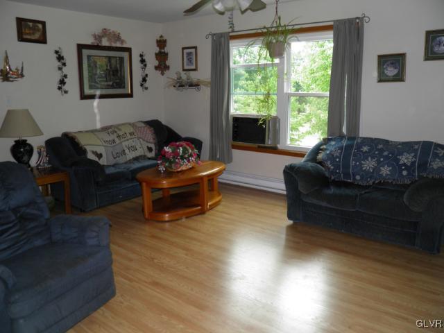 109 Yankee Road Lehighton, PA 18235 - Photo 4 of 13 Gallery Image 4