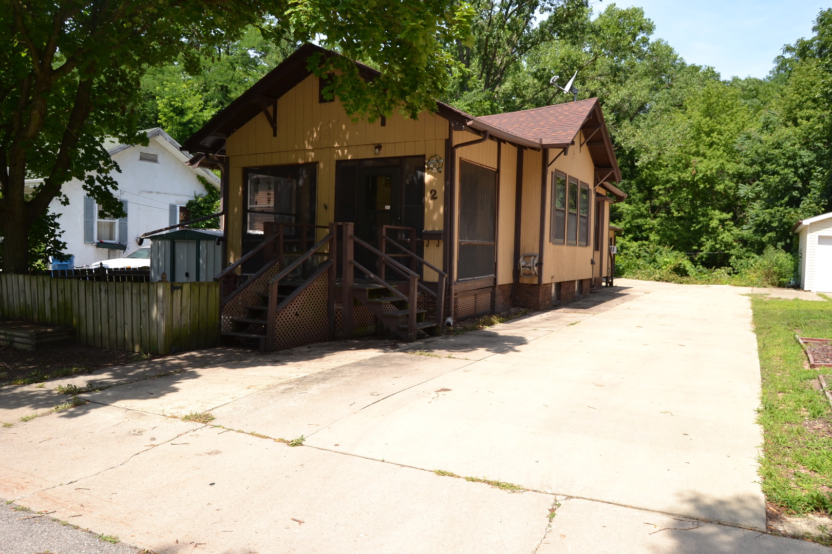 2 Park Place Peru, IL 61354 - Photo 1 of 9