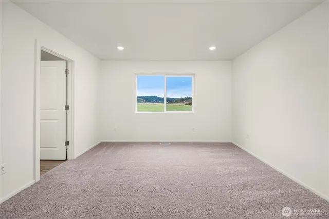 $429,990 | 655 Salzer Crk Drive, Centralia, WA 98531